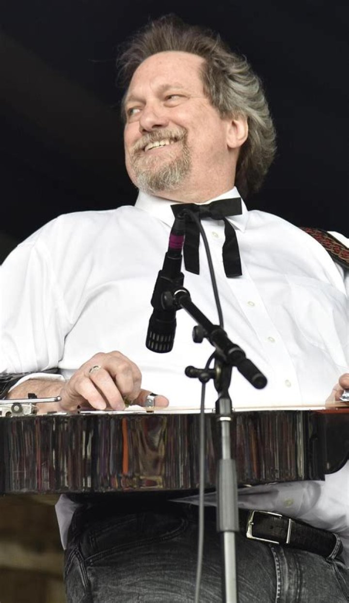 Jerry Douglas Biography, Age, Height, Wife, Net Worth, Family