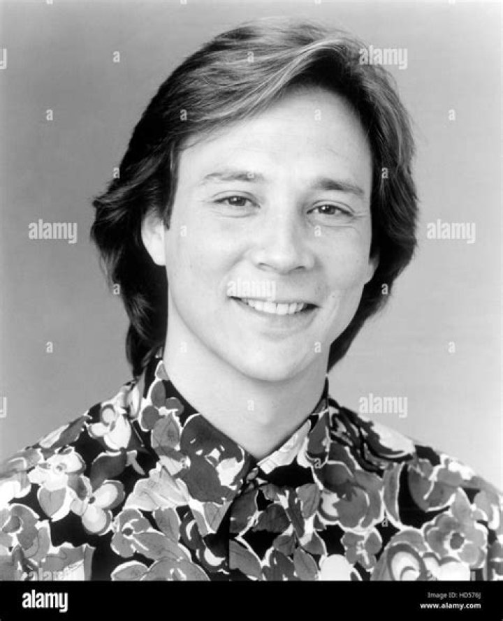 Jerry Levine Biography, Age, Height, Wife, Net Worth, Family