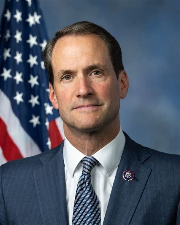 Jim Himes Biography, Age, Height, Wife, Net Worth, Family