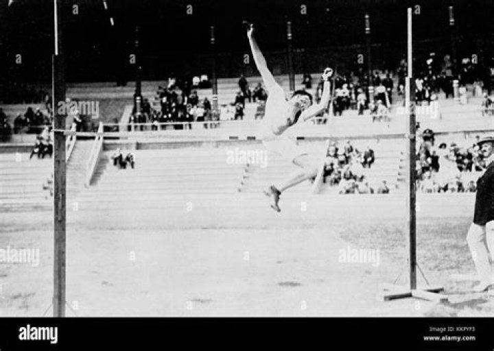 Jim Howard Biography, Age, Height, Wife, Net Worth, Family