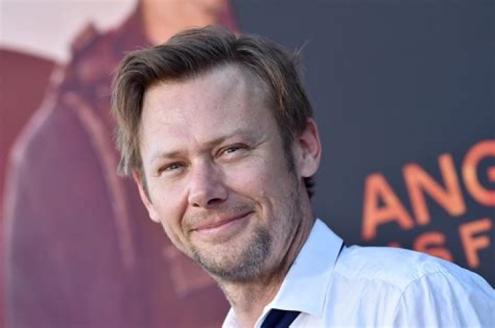 Jimmi Simpson Biography, Age, Height, Wife, Net Worth, Family