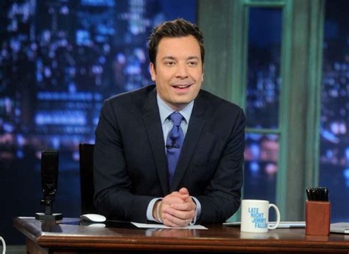 Jimmy Fallon Biography, Age, Height, Wife, Net Worth, Family
