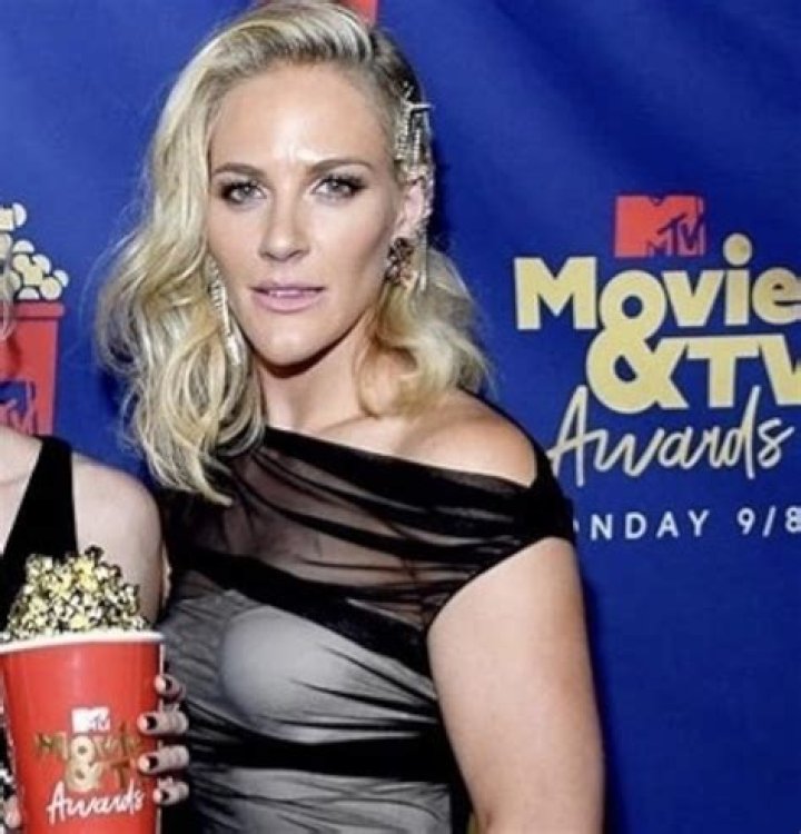 Joanna Bennett Biography, Age, Height, Husband, Net Worth, Family