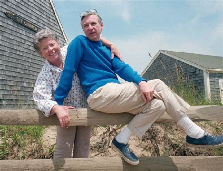 Joanne Rogers Biography, Age, Height, Husband, Net Worth, Family