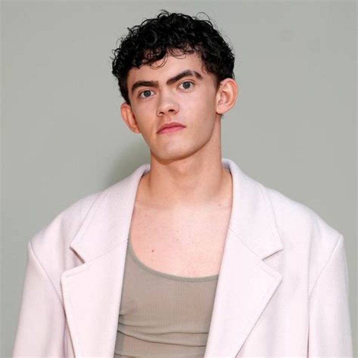 Joe Locke Biography, Age, Height, Wife, Net Worth, Family