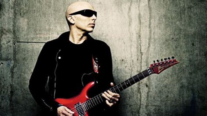 Joe Satriani Biography, Age, Height, Wife, Net Worth, Family