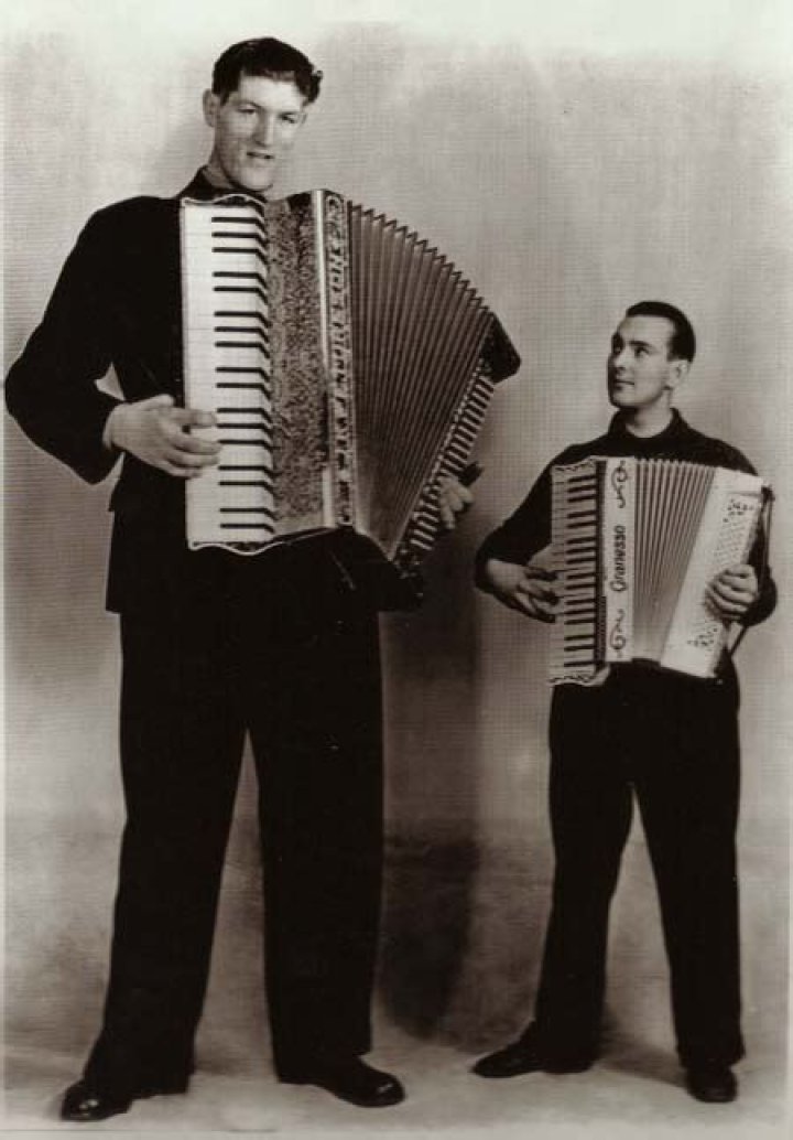 Johann Petursson Biography, Age, Height, Wife, Net Worth, Family