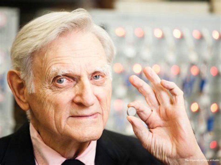 John B. Goodenough Biography, Age, Height, Wife, Net Worth and Family