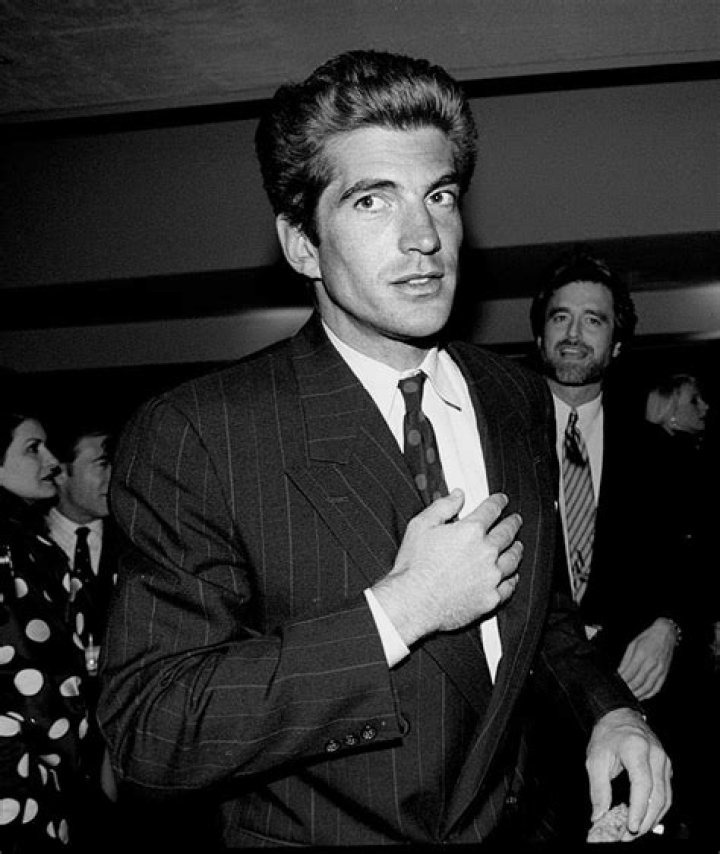 John Kennedy Jr. Biography, Age, Height, Wife, Net Worth, Family