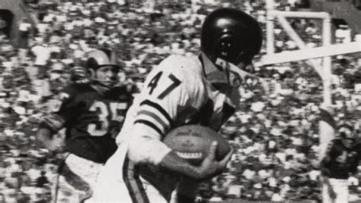 Johnny Morris (American football) Biography, Age, Height, Wife, Net Worth and Family