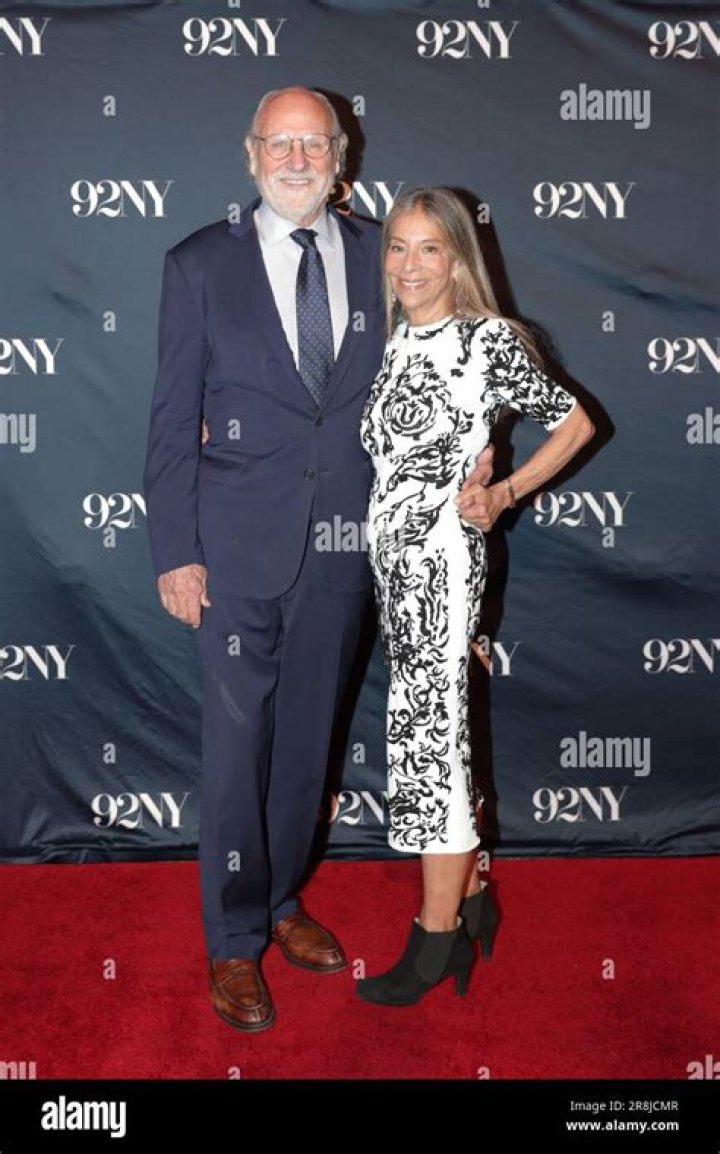 Jon Corzine Biography, Age, Height, Wife, Net Worth, Family