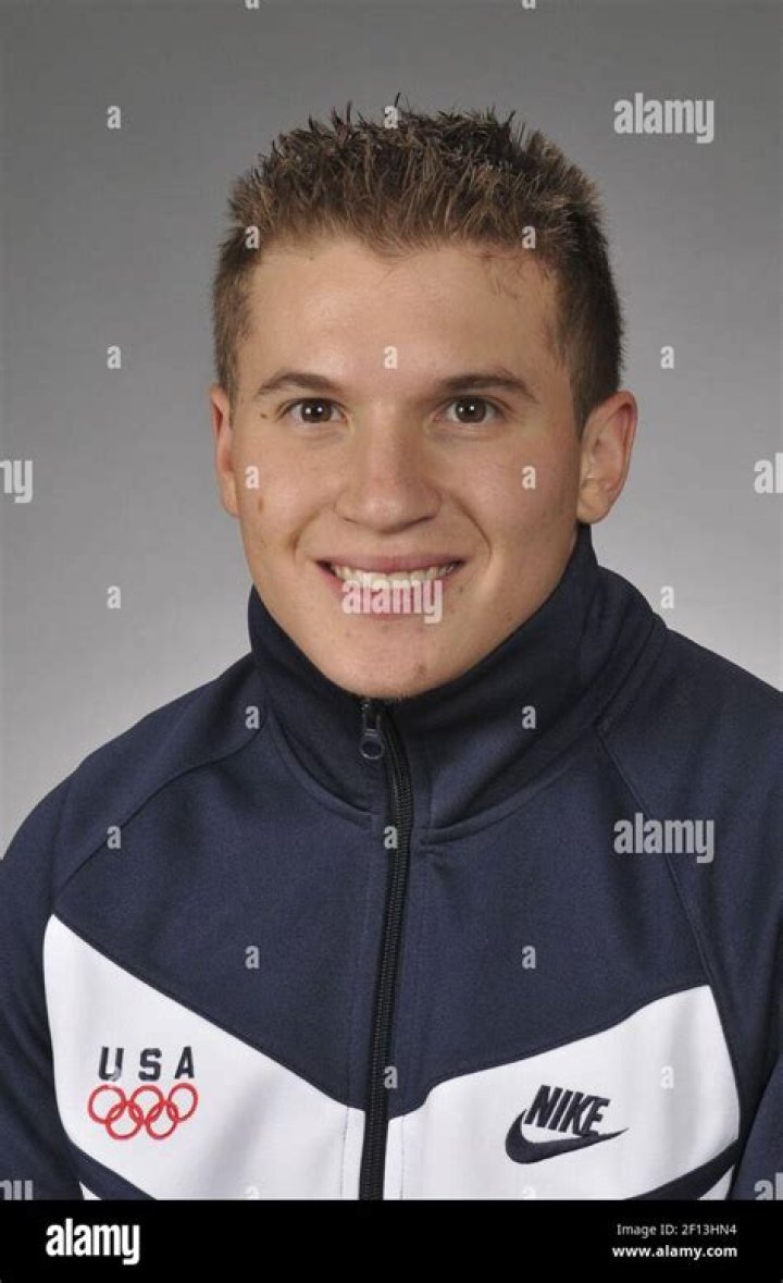 Jonathan Horton Biography, Age, Height, Wife, Net Worth, Family