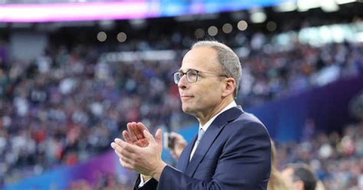 Jonathan Kraft Biography, Age, Height, Wife, Net Worth, Family