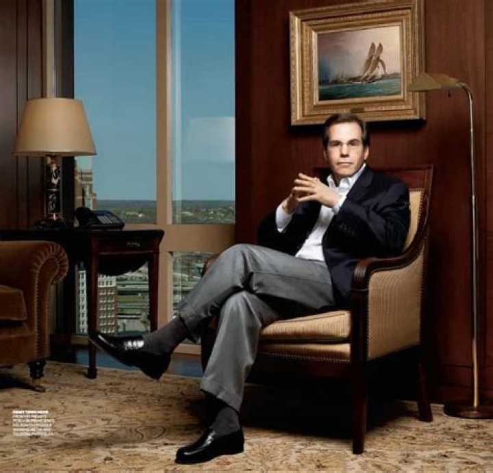 Jonathan M. Nelson Biography, Age, Height, Wife, Net Worth, Family