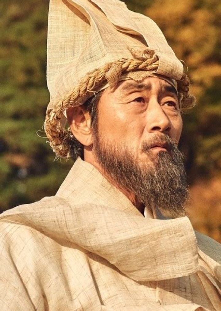 Joon-ho Huh Biography, Age, Height, Wife, Net Worth, Family