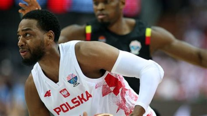 Jordan Loyd Biography, Age, Height, Wife, Net Worth, Family