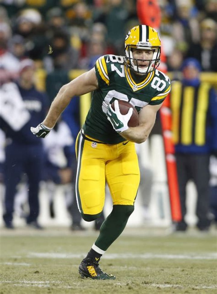 Jordy Nelson Biography, Age, Height, Wife, Net Worth, Family