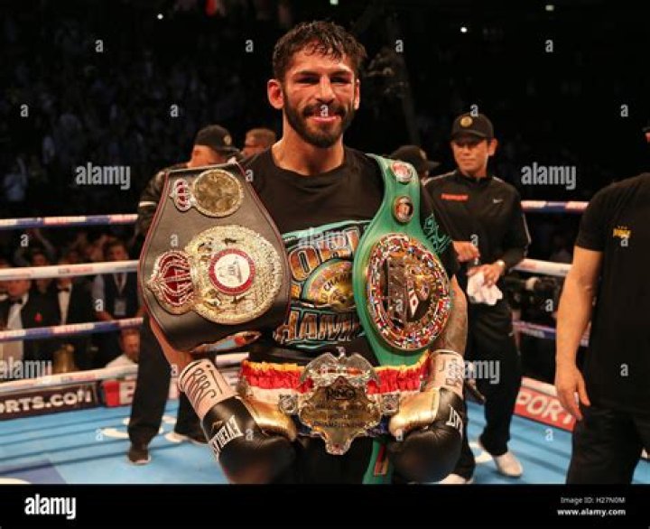 Jorge Linares Biography, Age, Height, Wife, Net Worth, Family