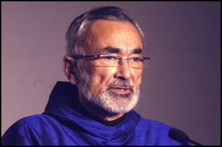 Josef Motzfeldt Biography, Age, Height, Wife, Net Worth and Family