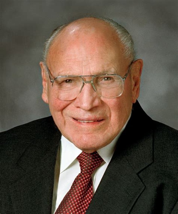 Joseph B. Wirthlin Biography, Age, Height, Wife, Net Worth and Family