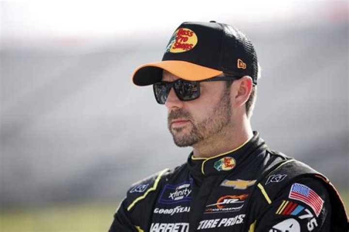 Josh Berry Biography, Age, Height, Wife, Net Worth, Family