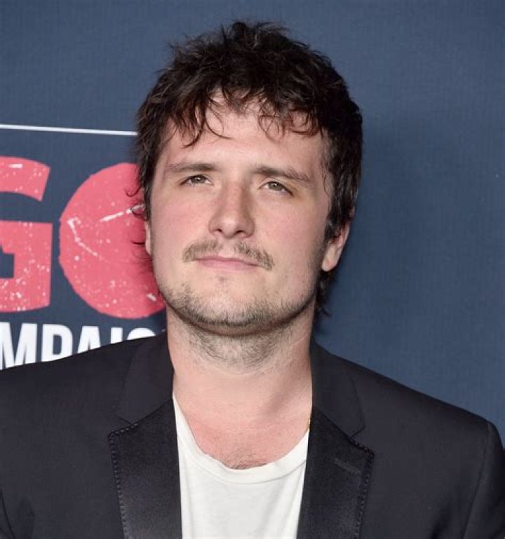 Josh Hutcherson biografía, edad, altura, esposo, net worth, familia