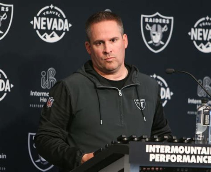 Josh McDaniels Biography, Age, Height, Wife, Net Worth, Family