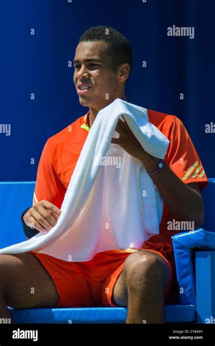 Joshua Ward-Hibbert Biography, Age, Height, Wife, Net Worth, Family