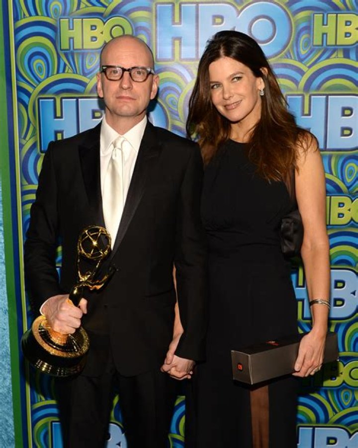 Jules Asner Biography, Age, Height, Husband, Net Worth, Family