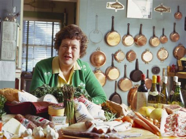 Julia Childs Biography, Age, Height, Husband, Net Worth, Family