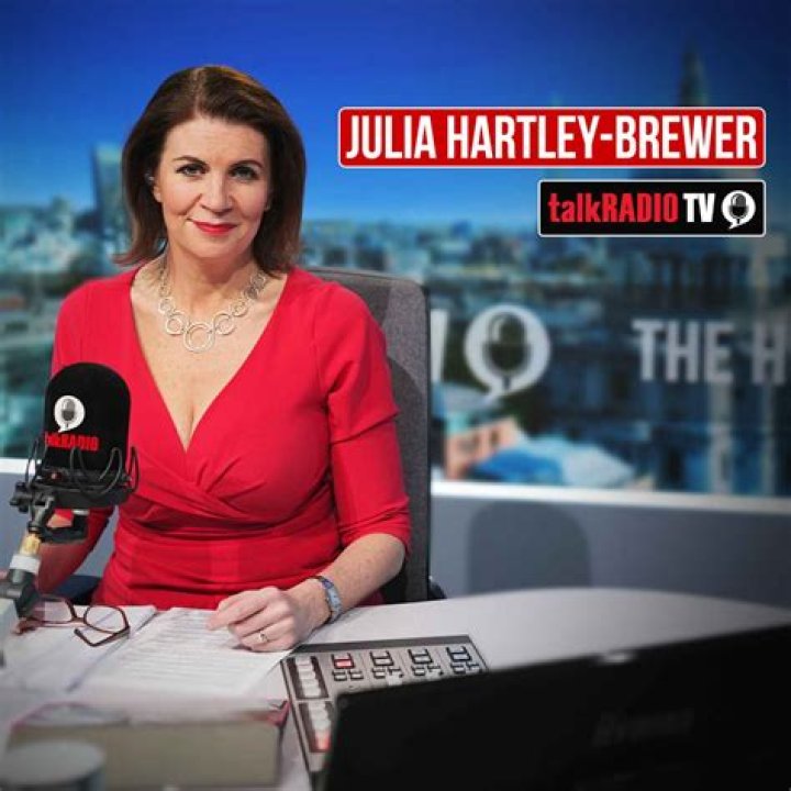 Julia Hartley-Brewer Biography, Age, Height, Husband, Net Worth, Family