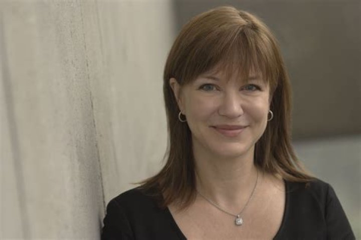 Julie Larson-Green Biography, Age, Height, Husband, Net Worth, Family