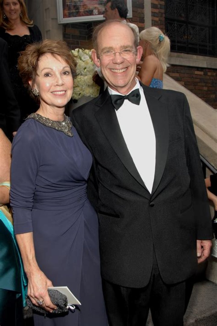 Julie Nixon Biography, Age, Height, Husband, Net Worth, Family