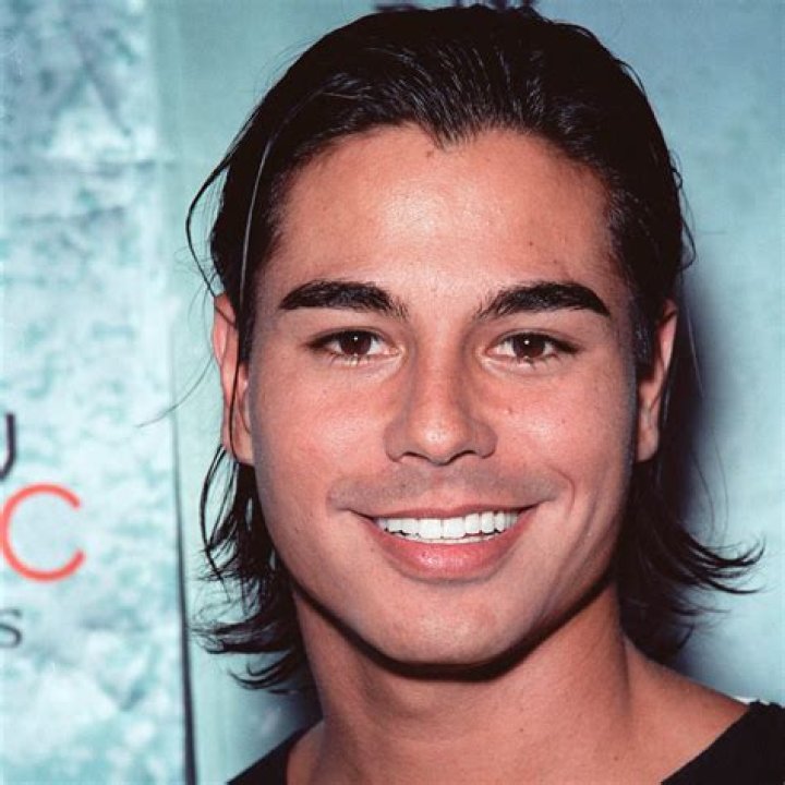 Julio Iglesias Jr. Biography, Age, Height, Wife, Net Worth, Family