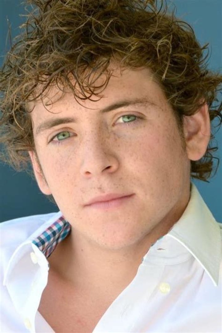 Junio Valverde Biography, Age, Height, Wife, Net Worth, Family