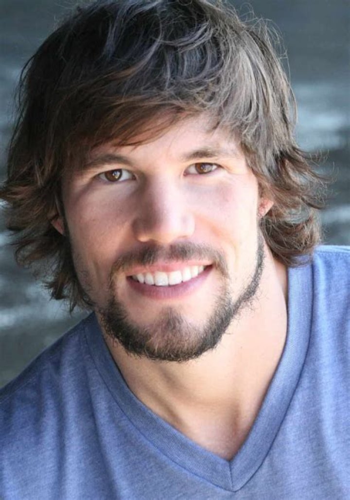 Justin Warren Downing biografía, edad, altura, esposo, net worth, familia