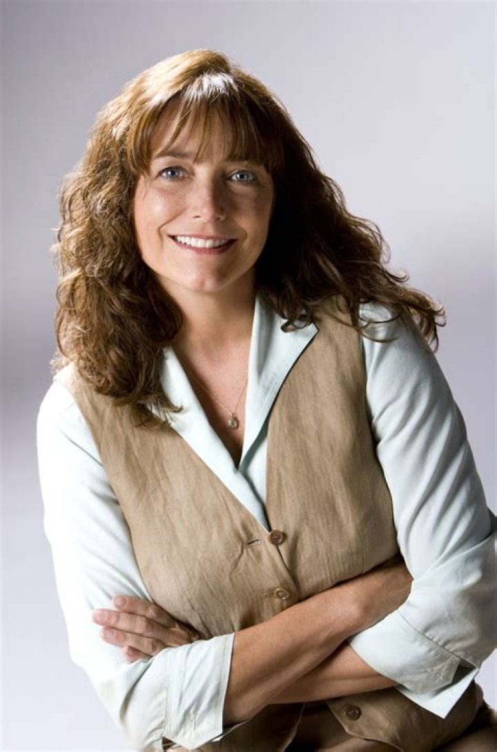Karen Allen Biography, Age, Height, Husband, Net Worth, Family