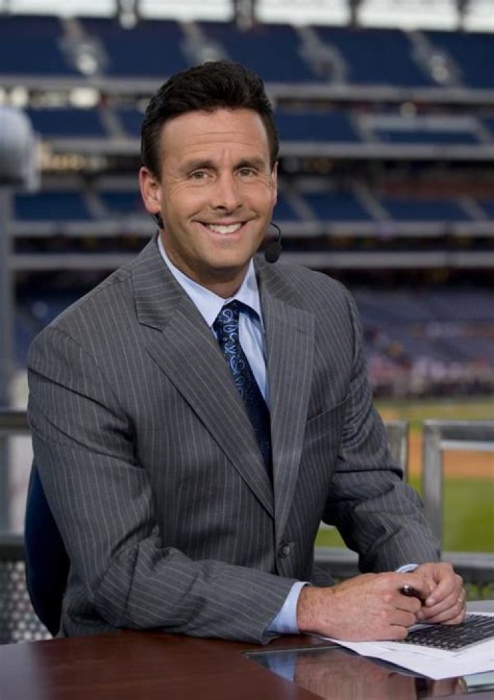 Karl Ravech Biography, Age, Height, Wife, Net Worth, Family