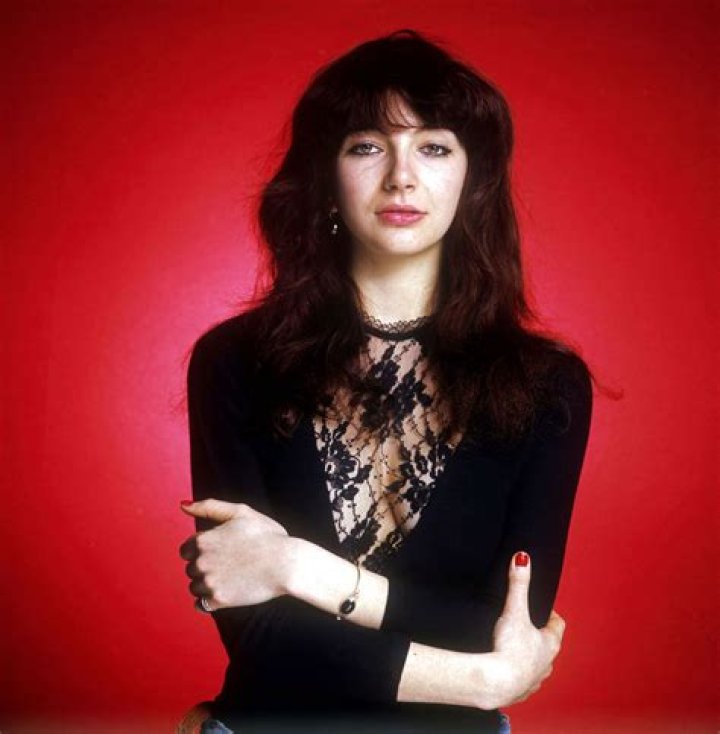 Kate Bush Biography, Age, Height, Husband, Net Worth, Family