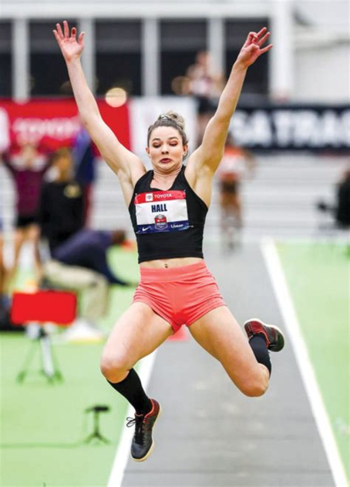 Kate Hall Biography, Age, Height, Husband, Net Worth, Family