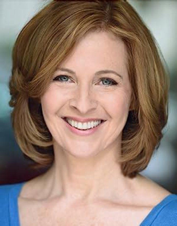 Kathleen McNenny Biography, Age, Height, Husband, Net Worth, Family