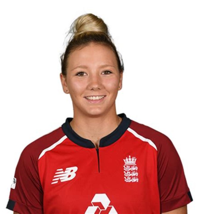 Katie George Biography, Age, Height, Husband, Net Worth, Family