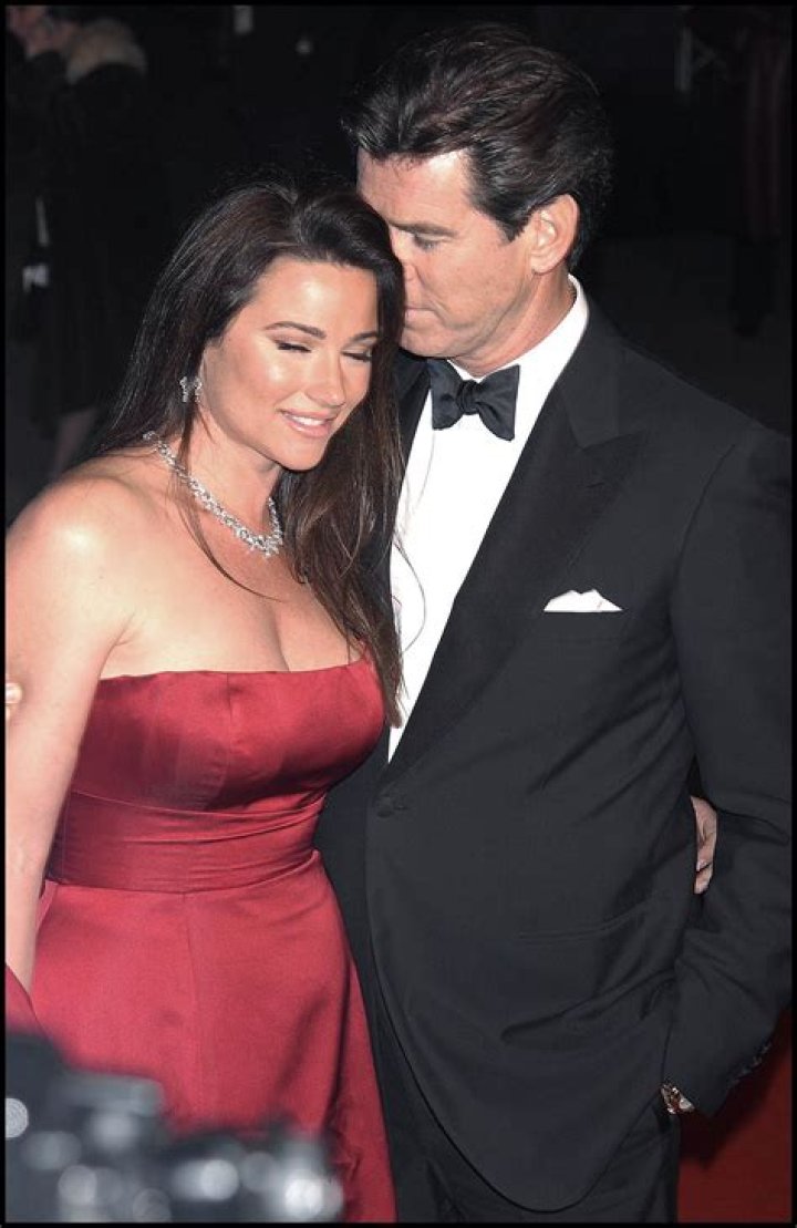 Keely Shaye Smith Biography, Age, Height, Husband, Net Worth, Family