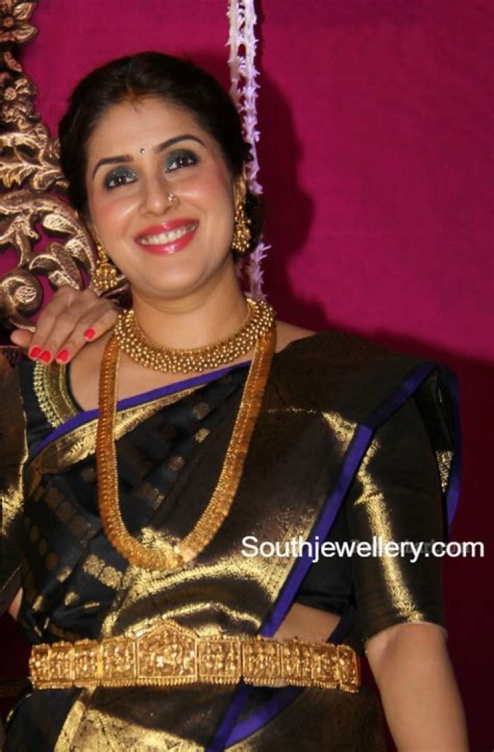Keerthi Reddy Biography, Age, Height, Husband, Net Worth, Family