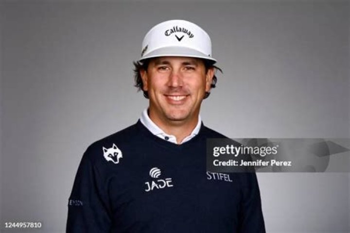 Kelly Kraft Biography, Age, Height, Wife, Net Worth, Family