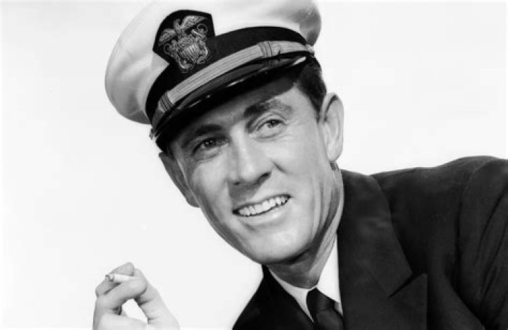 Ken Curtis Biography, Age, Height, Wife, Net Worth, Family