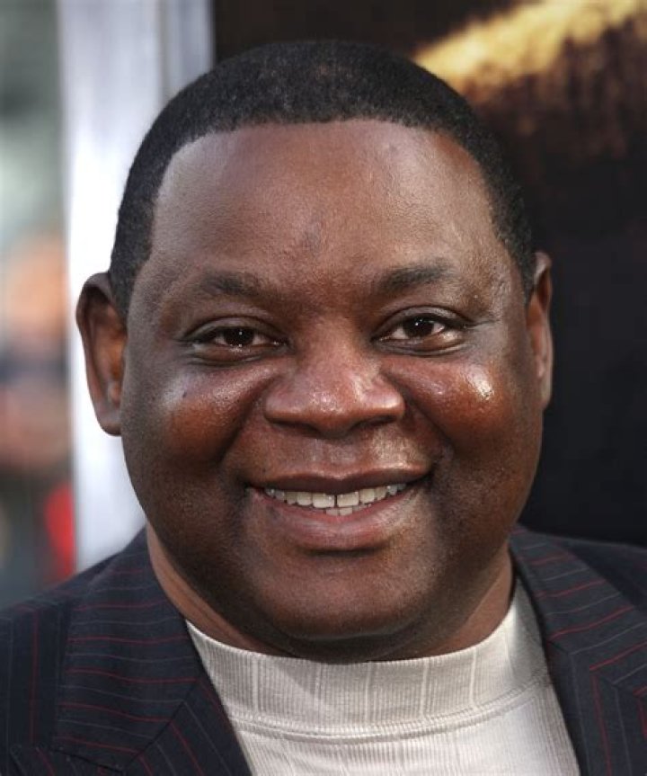 Ken Sagoes Biography, Age, Height, Wife, Net Worth, Family