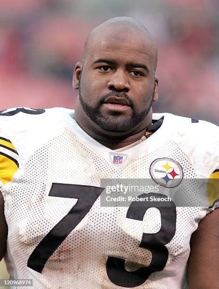 Kendall Simmons Biography, Age, Height, Wife, Net Worth, Family