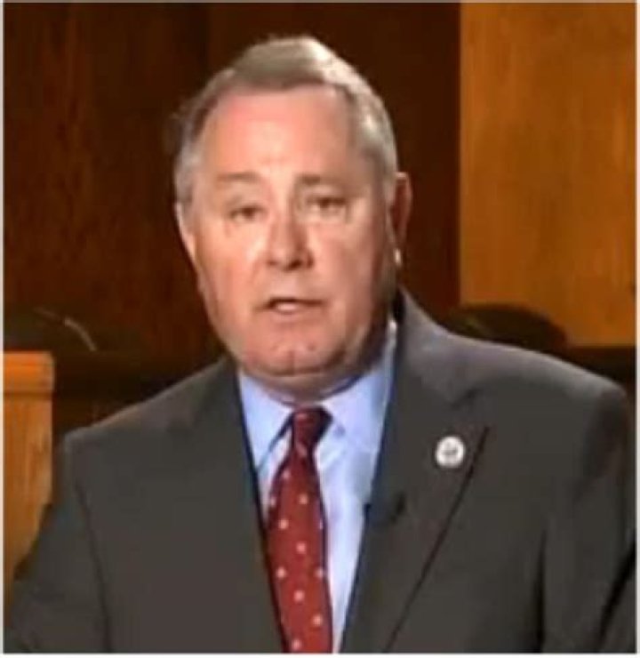 Kenneth James Biography, Age, Height, Wife, Net Worth, Family