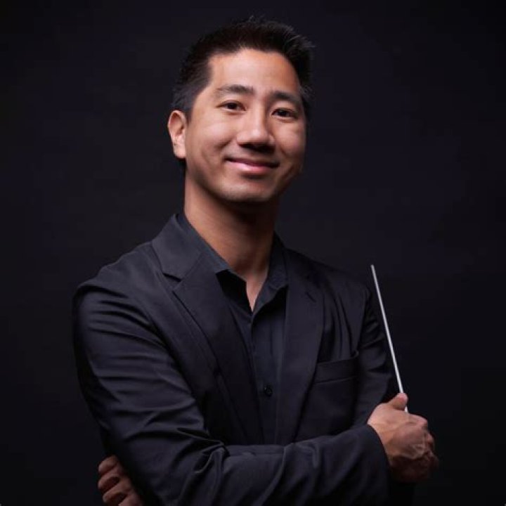 Kenny Lee Biography, Age, Height, Wife, Net Worth, Family